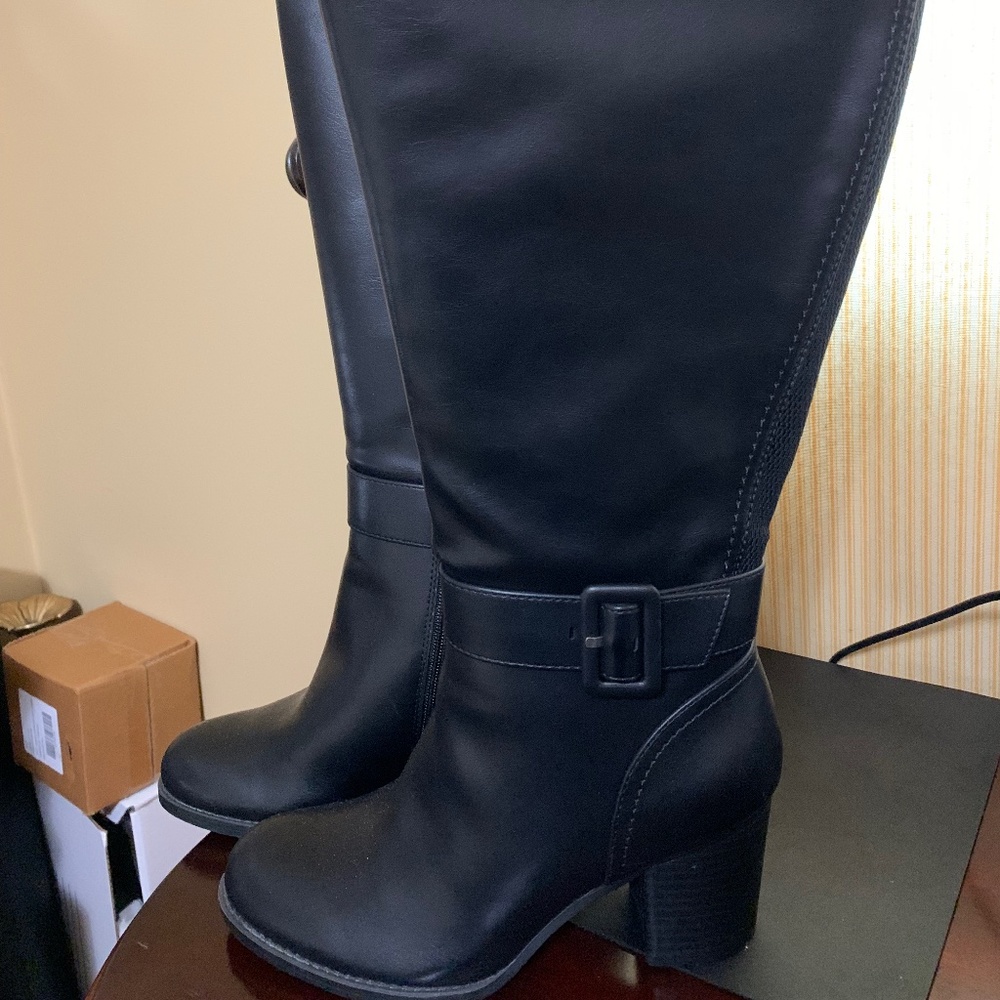 Wide-calf Naturalizer Boots - New!